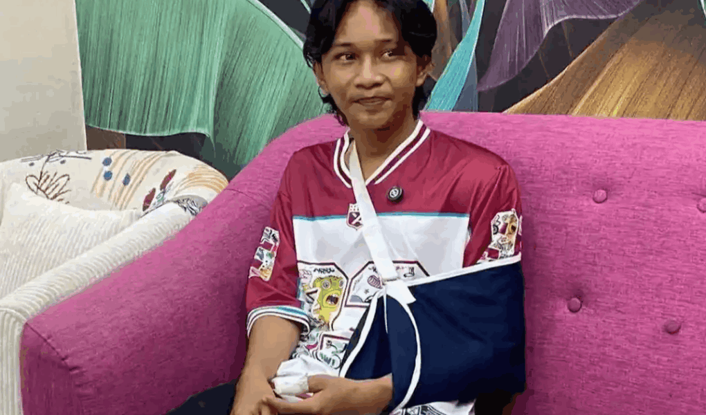 Fajar Sadboy Kecelakaan Tunggal