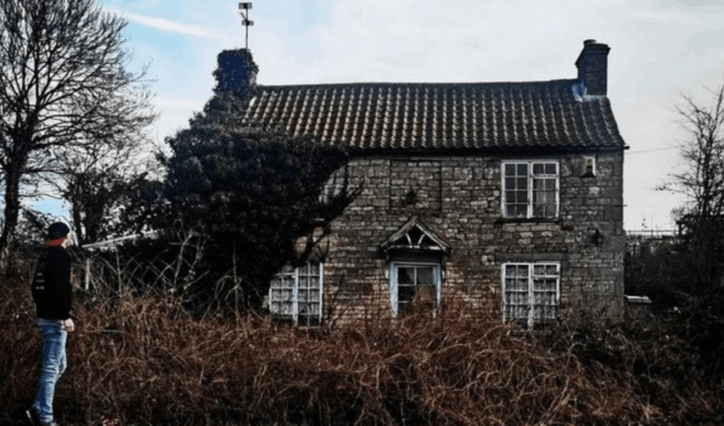 Rumah angker Indonesia
