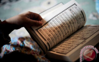 153 lansia - ilustrasi berita Semangat Belajar Al-Qur'an, 153 Lansia di Bangka Tengah Jadi Teladan