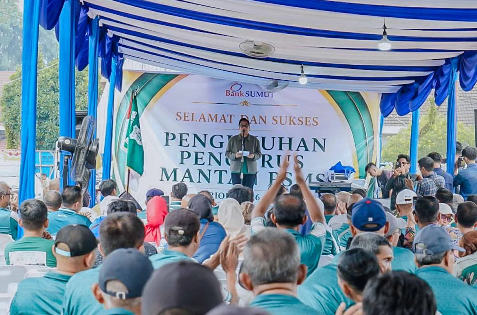 sepak bola medan Pengurus Mantan Pemain PSMS Dikukuhkan, Wali Kota Rico Waas… sepak bola medan - ilustrasi berita Pengurus Mantan Pemain PSMS Dikukuhkan, Wali Kota Rico Waas Dorong Kebangkitan…