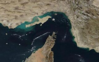perdamaian as iran - ilustrasi artikel Perdamaian AS Iran Akan Diteken di Swiss, Selat Hormuz Aman