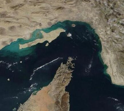 perdamaian as iran - ilustrasi artikel Perdamaian AS Iran Akan Diteken di Swiss, Selat Hormuz Aman