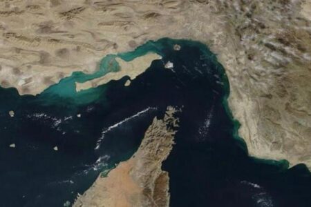 perdamaian as iran - ilustrasi artikel Perdamaian AS Iran Akan Diteken di Swiss, Selat Hormuz Aman