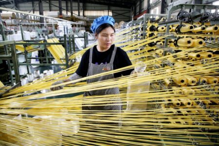 pmi china - ilustrasi artikel PMI China Mengejutkan: Industri AI Selamatkan Sektor Manufaktur Lain