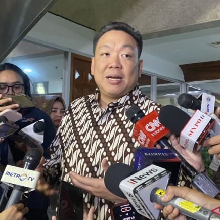 rapat tertutup bgn - ilustrasi berita Permintaan Teks Sumber untuk Menulis Ulang Berita Komisi IX–BGN