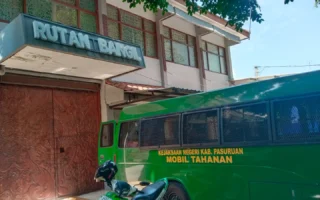 tahanan narkoba kabur - ilustrasi berita Tahanan narkoba kabur dari Rutan Bangil Pasuruan, petugas masih melakukan…