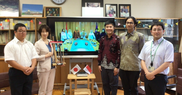 angklung masuk kurikulum Angklung Masuk Kurikulum SMA di Gifu angklung masuk kurikulum - ilustrasi artikel Angklung Masuk Kurikulum SMA di Gifu, Jepang