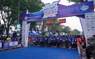 crystalin runxperience - ilustrasi berita Crystalin RunXperience 2026 di Surabaya Sukses, 3.500 Pelari Hadir dan 30…