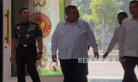 menhan kumpulkan satgas pkh Menhan Kumpulkan Satgas PKH, Kapolri Absen menhan kumpulkan satgas pkh - ilustrasi artikel Menhan Kumpulkan Satgas PKH di Kemenhan, Kapolri Tidak Hadir