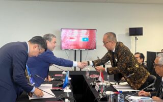 mou innoprom - ilustrasi berita Kemenperin Hasilkan 13 MoU Strategis di INNOPROM 2026 untuk Pacu Industri RI