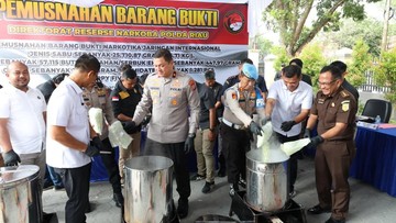polda riau - ilustrasi artikel Polda Riau Musnahkan Narkoba Senilai Rp 9,7 M, 197 Ribu Jiwa Terselamatkan