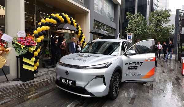 proton cawangan baharu PROTON kembangkan rangkaian dengan pembukaan 10… proton cawangan baharu - ilustrasi berita PROTON kembangkan rangkaian dengan pembukaan 10 cawangan baharu