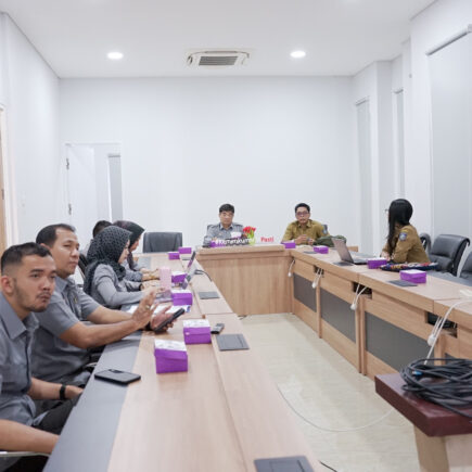 rapergub posyandu - ilustrasi artikel Kemenkum NTB Harmonisasi Rapergub Posyandu, Jamin Hukum