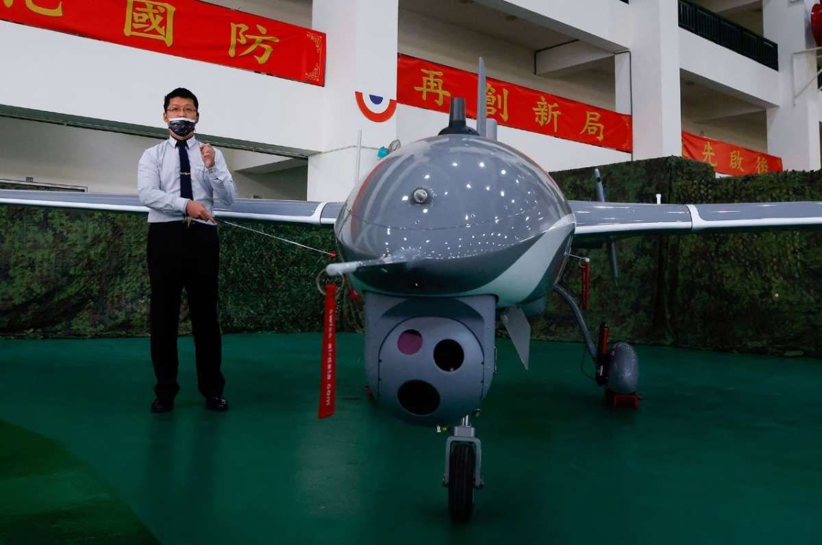 sarang tawon drone Taiwan Diminta Bangun Sarang Tawon Drone sarang tawon drone - ilustrasi artikel Sarang Tawon Drone: Diplomat AS Dorong Taiwan Bangun 'Sarang Tawon' Drone untuk…