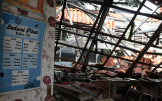 sdn kebayoran lama - ilustrasi artikel Pramono Anung Akan Tinjau SDN Kebayoran Lama yang Roboh