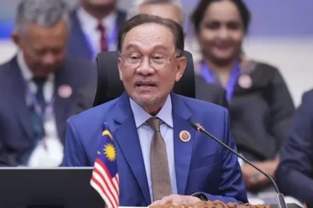 usir warga israel - ilustrasi artikel Anwar Ibrahim Ancam Usir Warga Israel dari Malaysia