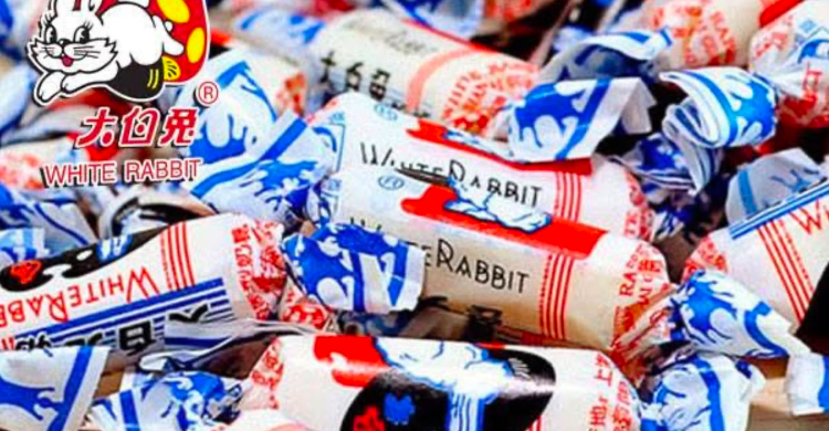 bungkus white rabbit Bungkus White Rabbit Jadi Bintang Medsos bungkus white rabbit - ilustrasi artikel Bungkus White Rabbit Jadi Bintang Medsos di Barat