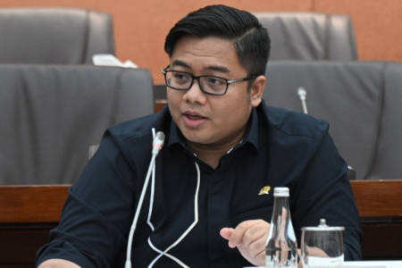 gerindra kawal pemerintahan - ilustrasi artikel Gerindra Kawal Pemerintahan Prabowo dan Tak Terpengaruh Dinamika…