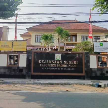 kades ngadisari ditahan - ilustrasi artikel Kades Ngadisari Ditahan Lagi setelah Penangguhan Berakhir