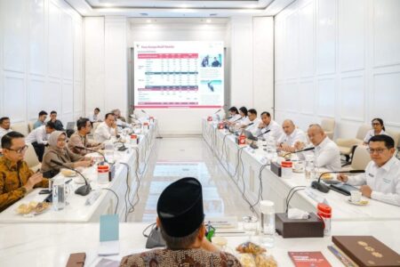 motogp pariwisata - ilustrasi berita Butuh Teks Sumber untuk Menulis Ulang Berita MotoGP dan Pariwisata