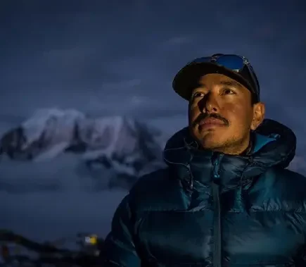 nirmal purja tewas - ilustrasi artikel Nirmal Purja tewas di Broad Peak, Pakistan