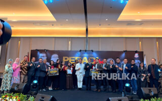 peradi jakbar idol - ilustrasi berita Peradi Jakbar Idol: Enam Alumni Dinobatkan Juara di Grand Final