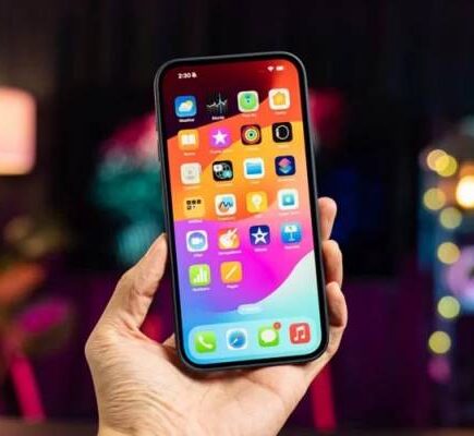 siri ai - ilustrasi berita Apple Pertimbangkan iCloud+ untuk Akses Fitur Premium Siri AI