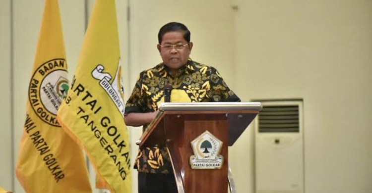 antrean bbm makassar Antrean BBM Makassar: Golkar Dukung Polisi Tindak Penimbun antrean bbm makassar - ilustrasi artikel Antrean BBM Makassar: Golkar Dukung Polisi Tindak Tegas Penimbun