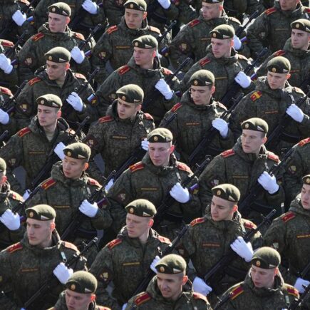 wni militer rusia - ilustrasi artikel Kemlu Verifikasi Dugaan WNI Militer Rusia: Identitas dan Rekrutmen Dicek