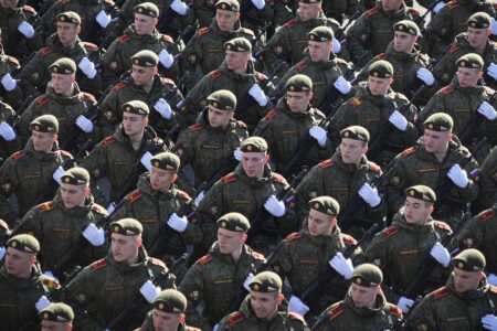 wni militer rusia - ilustrasi artikel Kemlu Verifikasi Dugaan WNI Militer Rusia: Identitas dan Rekrutmen Dicek