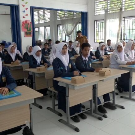 kurikulum anti narkotika - ilustrasi berita Permintaan Teks Sumber: Kurikulum Anti Narkotika Padang