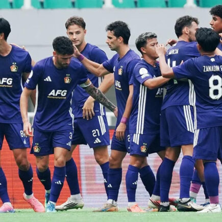 perubahan arema - ilustrasi berita Persik Kediri Waspadai Perubahan Besar Permainan Arema FC Jelang Derbi Jatim di…