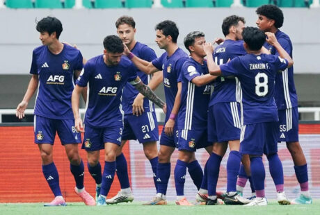 perubahan arema - ilustrasi berita Persik Kediri Waspadai Perubahan Besar Permainan Arema FC Jelang Derbi Jatim di…